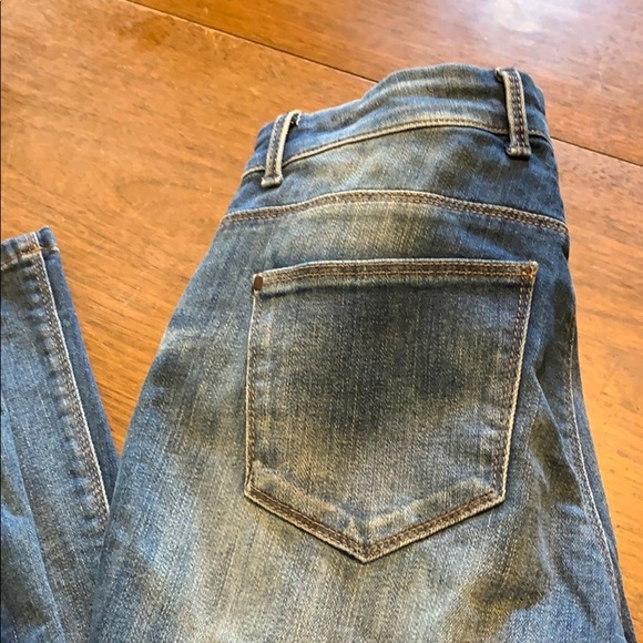 Only flare distressed jeans 29 or 30 - Picture 5 of 8